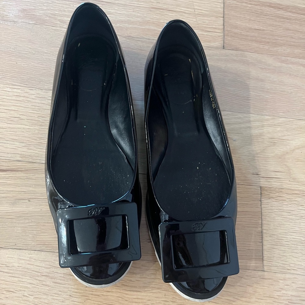 Roger Vivier Black Patent Women's Baller with Buckle